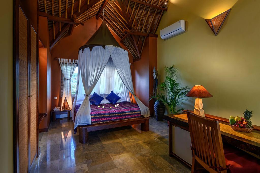 Hotel Puri Madawi Seminyak  Exterior photo